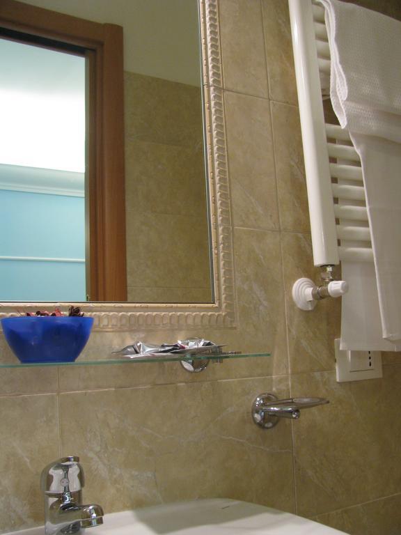 Tiffany Roma Suite Phòng bức ảnh