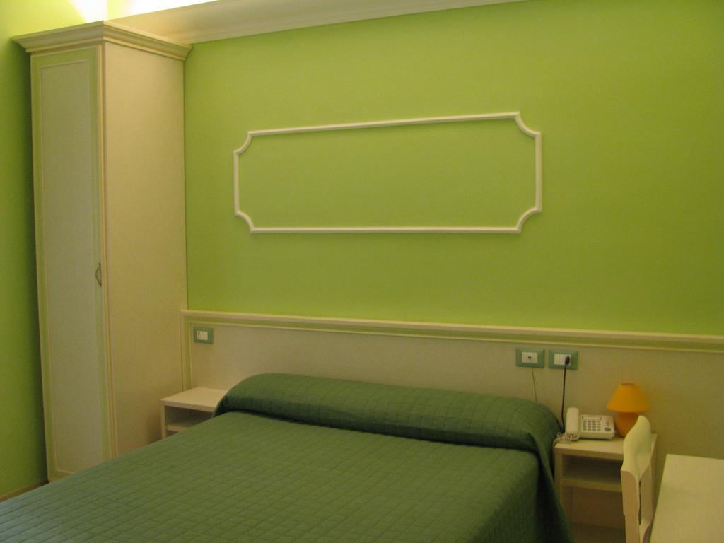 Tiffany Roma Suite Phòng bức ảnh
